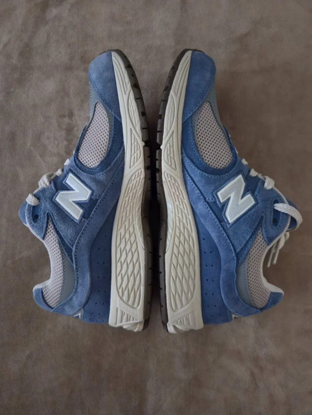 New Balance 2002R Blue Grey Suede Sneakers Men's 8 / Women's 9.5 U2002RU